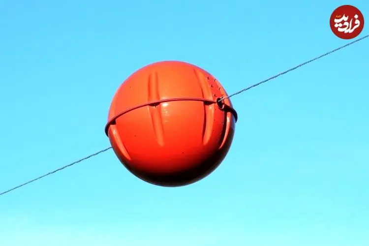 توپ‌های نارنجی روی خطوط برق چه کاربردی دارند؟