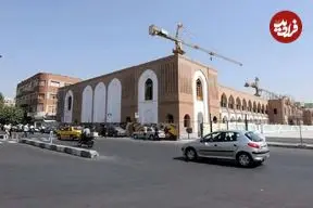 عکس| سفر به ایران قدیم؛ منظرۀ میدان توپخانه و پشت‌بام‌های گِلی تهران در دوران قاجار