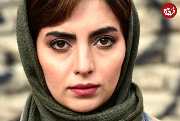 عکس| سفر زمان؛ چهرۀ «مرضیه» (سریال بچه مهندس) در 25 سالگی با دوستانش در کافه