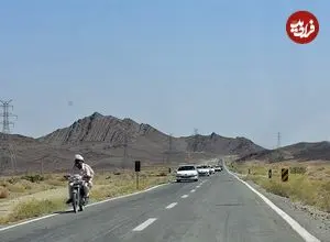 عکس| سفر به ایران قدیم؛ یک کاروان در مسیر کرمانشاه در دوران ناصرالدین شاه