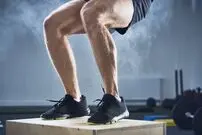 (ویدئو) بدنسازی مجری صداوسیما روی آنتن زنده!
