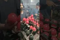 (ویدئو) هندی‌ها به این شکل توپ‌های کریکت را در کارگاه‌های کوچک تولید می‌کنند