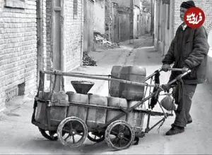 عکس| سفر در زمان؛ نمایی از یک نفت‌فروش دوره‌گرد در تهران