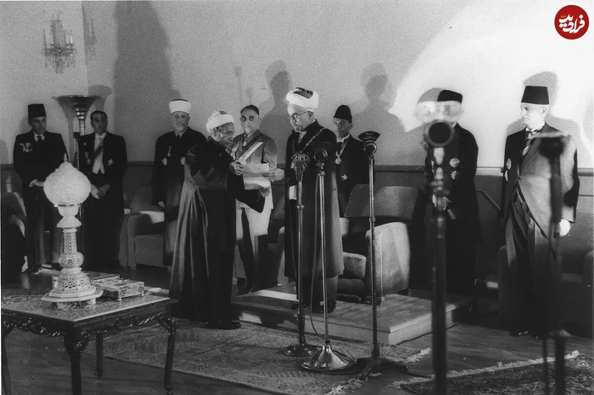 عکس؛ سفر به تاریخ؛ «سواره نظام عرب با شتر» در مراسم تاج گذاری ملک عبدالله در اردن؛ سال 1325