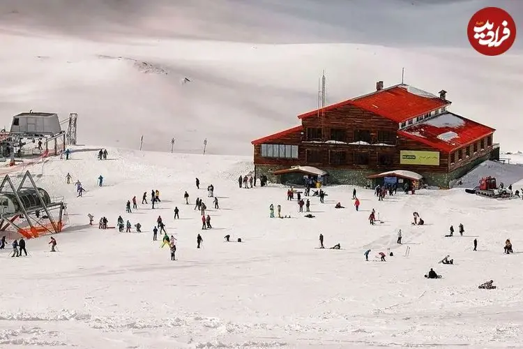ببینید؛ تصویر جذاب از بارش اولین برف پاییزی در تهران