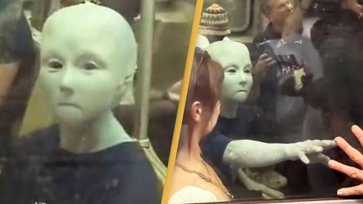 (ویدئو) حضور یک شخص ترسناک و شبیه آدم فضایی در مترو نیویورک