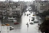 ببینید | بارندگی شدید در آنتالیا ترکیه باعث تخریب یک رستوران شد