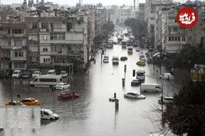 ببینید | بارندگی شدید در آنتالیا ترکیه باعث تخریب یک رستوران شد