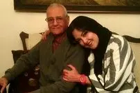 عکس| سفر زمان؛ چهرۀ «پرستو گلستانی» در 5 سالگی در آغوش پدرش؛ دهۀ 50