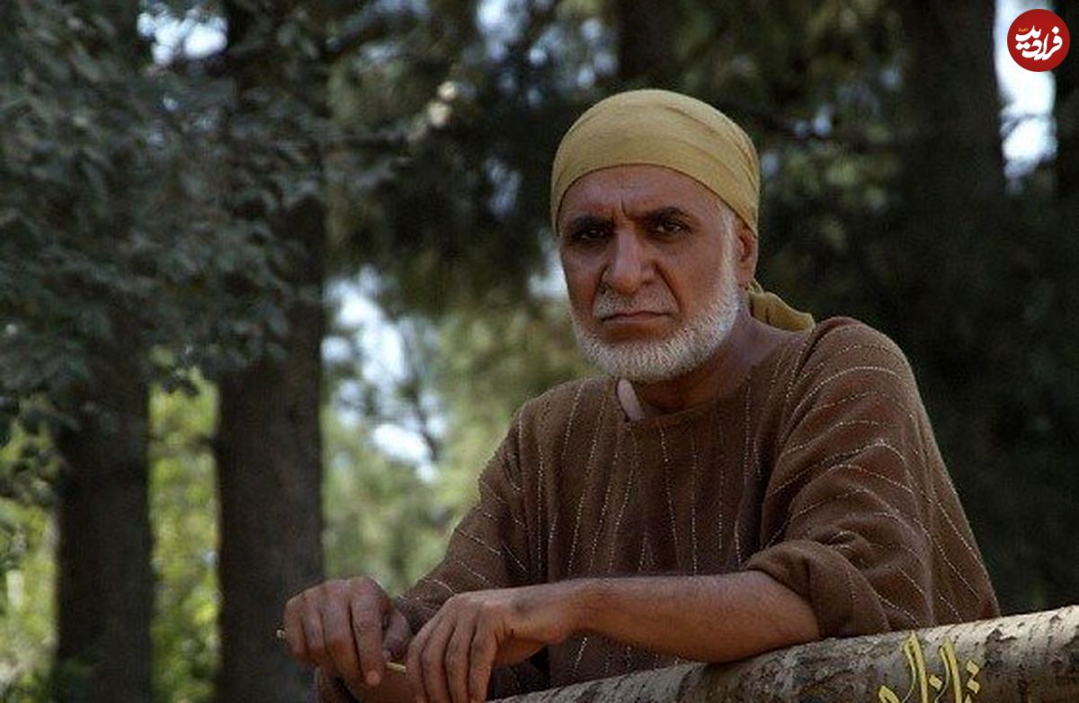 عکس؛ سفر به تاریخ؛ «زربی، غلام مختار» در کنار «داوود میرباقری» در مراسم تجلیل از مختارنامه