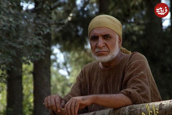 عکس؛ سفر به تاریخ؛ «زربی، غلام مختار» در کنار «داوود میرباقری» در مراسم تجلیل از مختارنامه