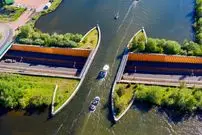 ببینید؛ دیوانه‌ترین پل جهان در هلند که رسما یک اثر هنری است