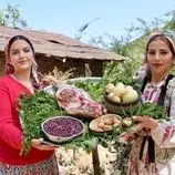 ببینید| غذای روستایی در ایران؛ پخت قرمه سبزی با گوشت بره در طبیعت
