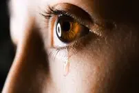 از فواید اشک ریختن چه می‌دانید؟ً