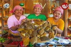 ببینید| غذای روستایی در سنگاپور؛ پخت دو غذا با قورباغه در روستا