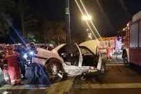 ببینید| تصاویری از برخورد خودرو سواری با تجمع مردمی در وکیل‌آباد مشهد