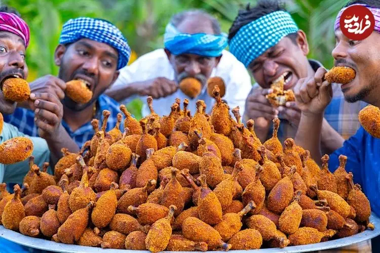 ببینید| غذای روستایی در هند؛ تهیه ران مرغ سوخاری و پوره سیب زمینی در طبیعت روستا