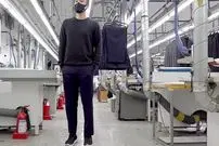 ببینید| فرآیند تولید انبوه شلوار مردانه در کارخانه ای در کره جنوبی