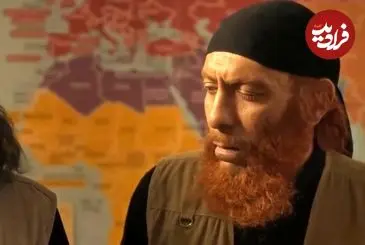 عکس| سفر در زمان؛ «علیرضا مهران» بازیگر داعشی سریال بیگانگان در حاشیه یک نمایش؛ سال 1400