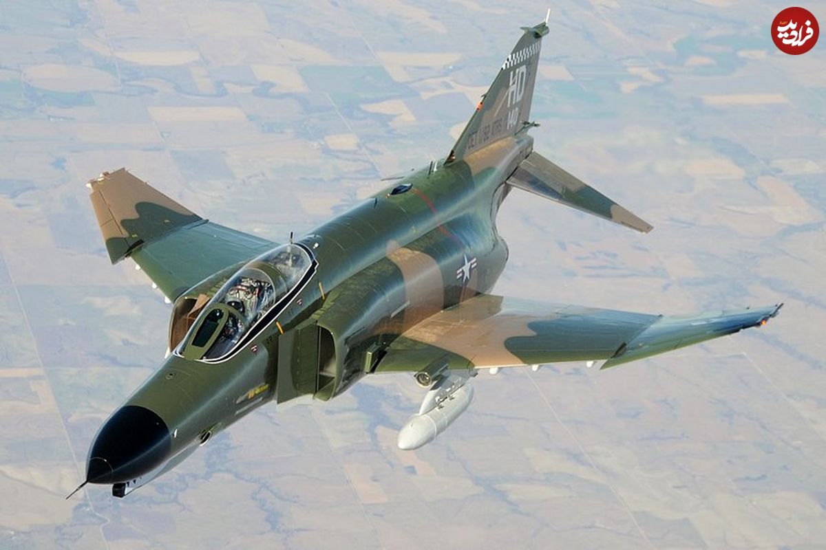 (ویدئو) چرا جنگنده F-4 فانتوم مسلسل ندارد؟