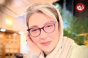 عکس| سفر زمان؛ «معصومه کریمی» در 27 سالگی در کنار «رضا عطاران» در جشن پایان «زیر آسمان شهر»