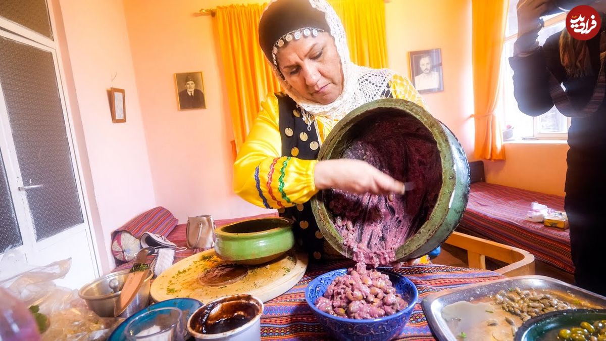 (ویدئو) غذای روستایی در گیلان؛ کال کباب، زیتون پرورده، پلوماهی و باقلاقاتوق در ماسوله 