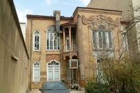 (تصاویر) قشنگ‌ترین پنجره‌های شهر در خیابان ولیعصر، حوالی محمودیه