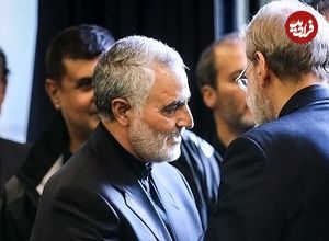 عکس؛ سفر به تاریخ؛ «سرلشکر باقری و سردار سلامی» در مراسم ختم پدر «حاج قاسم سلیمانی»؛ سال 1396