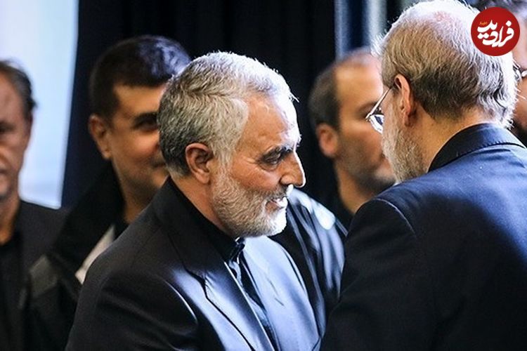 عکس؛ سفر به تاریخ؛ «سرلشکر باقری و سردار سلامی» در مراسم ختم پدر «حاج قاسم سلیمانی»؛ سال 1396