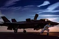جنگنده F-35 را می‌توان مثل آیفون جیل‌بریک کرد؛ ادعای وزیر دفاع هلند