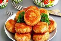 ترفند طلایی برای تهیه کوکوی سیب زمینی پنیری ترد و پوک فقط در ۲۰ دقیقه