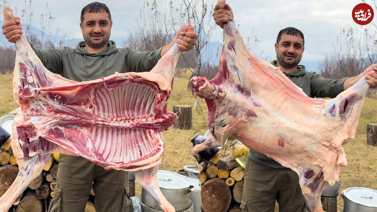 (ویدئو) کباب کردن متفاوت گوسفند 19 کیلوگرمی به شیوه آشپز روستایی ترکیه ای