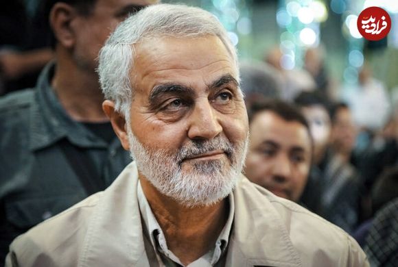 عکس؛ سفر در زمان؛ «سرلشکر باقری در حال پیاده شدن از هلیکوپتر»؛ دهه 90