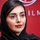 عکس| سفر زمان؛ «مرضیه» (سریال بچه‌مهندس) با ماسک و شلوار چرمی در جشنواره فجر؛ سال 1400