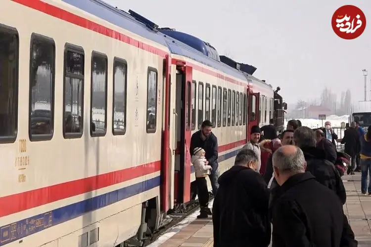 راه‌اندازی قطار فوق‌العاده ترکیه؛ تردد تهران-وان به سه روز در هفته افزایش یافت