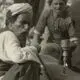 عکس| سفر زمان؛ «محفل ماهیگیران بوشهری» در ساحل خلیج فارس؛ 100 سال قبل