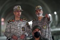 عکس؛ سفر در زمان؛ «محسن رضایی، سرلشکر باقری و سرلشکر موسوی» در بیت رهبری؛ سال 93