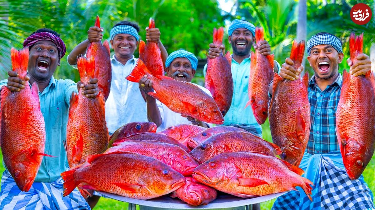 ببینید؛ غذای روستایی در هند؛ کباب ماهی سرخو با کمک برگ موز، فویل و گِل