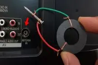 (ویدئو) اگر آهنربا و میخ را به تلویزیون متصل کنیم، چه اتفاقی می افتد؟