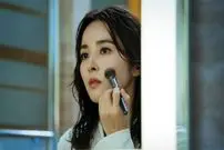 عکس| سفر زمان؛ «سوسانو» 17 سال بعد از سریال «جومونگ» در پشت‌صحنه سریال «وکیل طلاق»