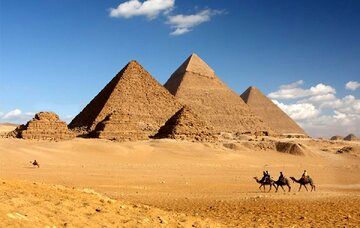 (عکس) باز شدن درهای رازآلود هرم بزرگ مصر برای اولین بار