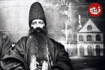 عکس| سفر زمان؛ پیشخدمت‌های ناصرالدین شاه در یک قاب؛ 130 سال قبل