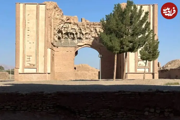 تصاویر| مسجدی ناتمام در خراسان که در یک انزوا دیدنی‌ غرق شده است