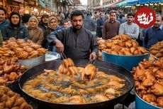 ببینید؛ غذای خیابانی در پاکستان؛ پخت مرغ به روش متفاوت پیشاوری ها