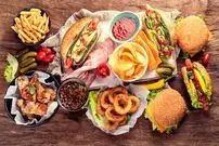 چرا خوردن میان وعده در نیمه شب برای نوجوانان ممنوع است؟