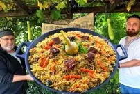 (ویدئو) پخت یک هویج پلوی متفاوت به سبک پیرمرد روستایی ازبک