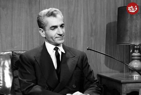 عکس| سفر در زمان؛ «محمدرضا پهلوی و همسر سوم اش فرح» در فرانسه؛ سال 1342