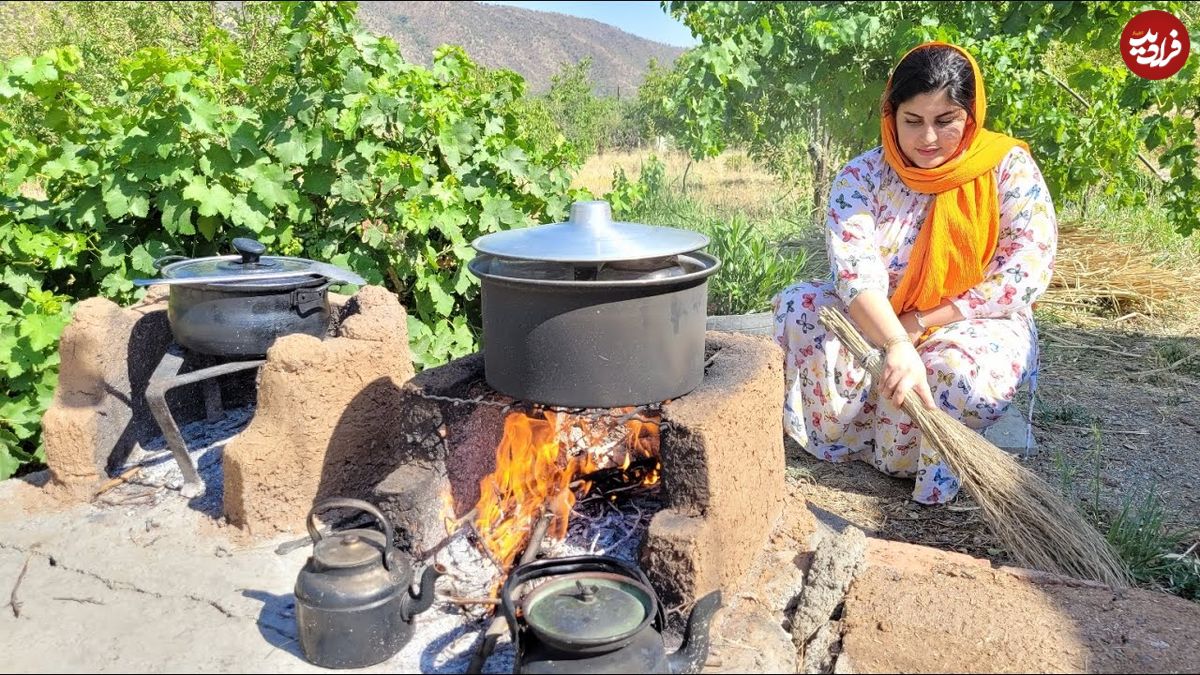 (ویدئو) پخت 3 کیلوگرم گوشت گاو در ظروف شیشه ای توسط دختر جوان و مشهور کردستانی