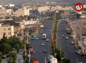 عکس| سفر زمان؛ خودروی قدیمی در جادۀ تهران شمال؛ 99 سال قبل