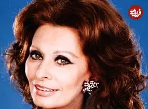 عکس| سفر در زمان؛ «سوفیا لورن» در 23 سالگی و در یک موزه؛ سال 1335